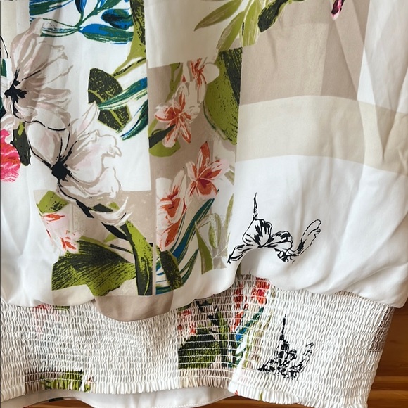 WHBM White Floral Sleeveless Top Large - Picture 9 of 9